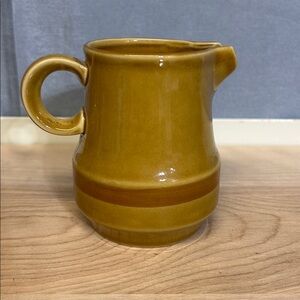 Vintage International Stoneware Creamer pitcher mustard brown, Calypso S-296